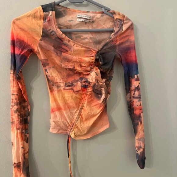 Urban Outfitters Mesh top xs - Picture 1 of 1